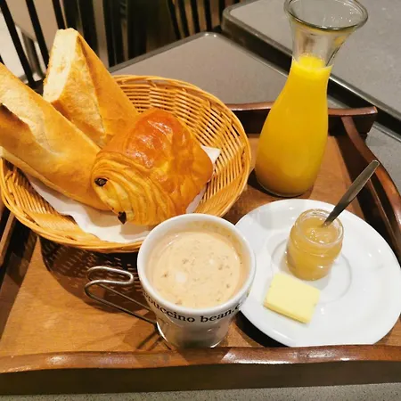 La De Pousse 3* 볼로뉴쉬르메르