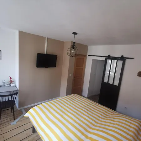 Bed & Breakfast La De Pousse *